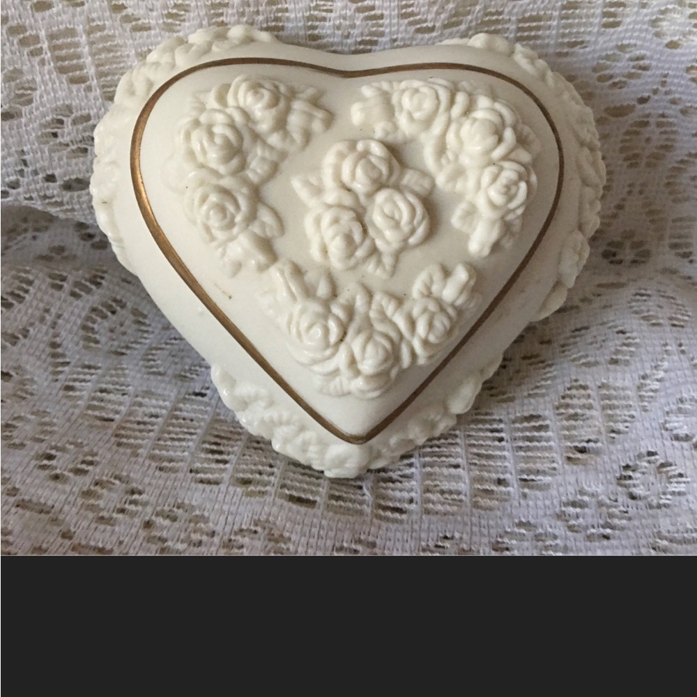 Ornate Heart Trinket Box
